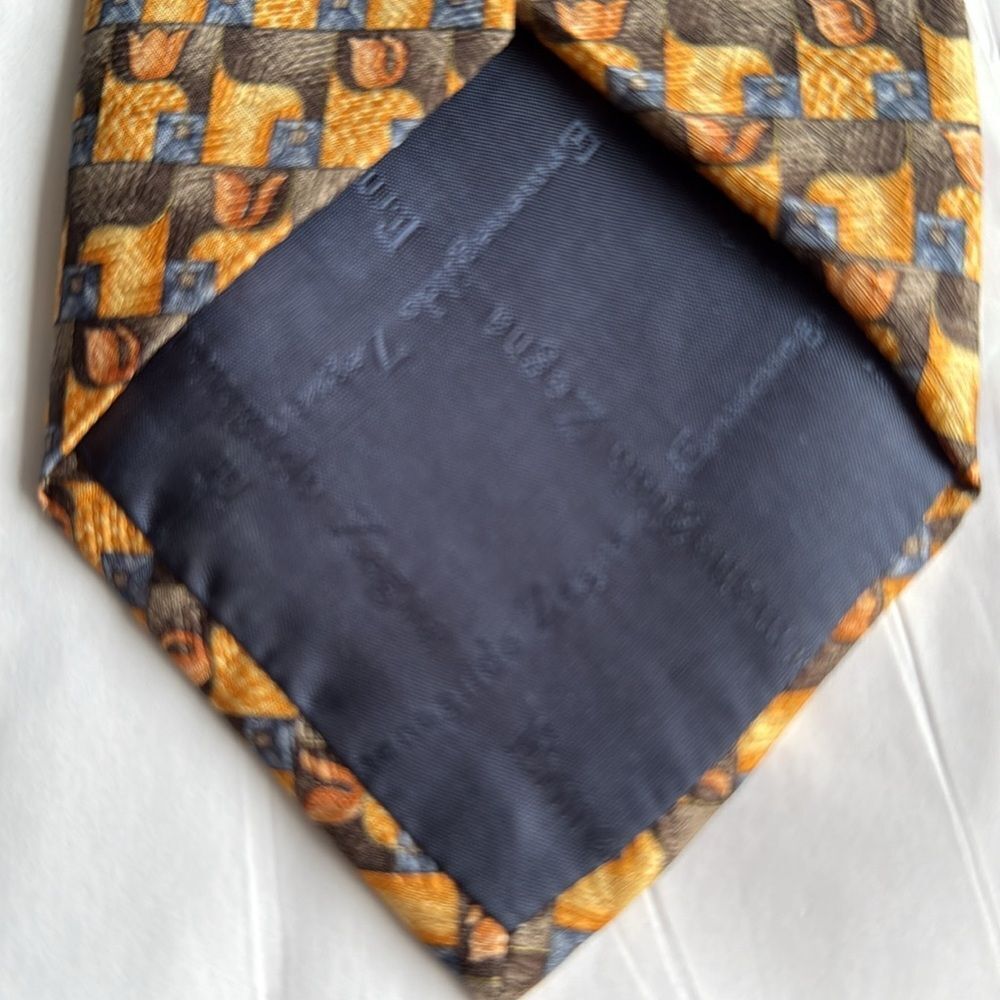 Ermenegildo Zegna Vintage Silk Necktie with Exclusive Geometric Pattern. - Picture 5 of 8